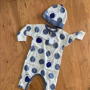 NWT Burberry Dot One Piece with Hat Size 12 Months